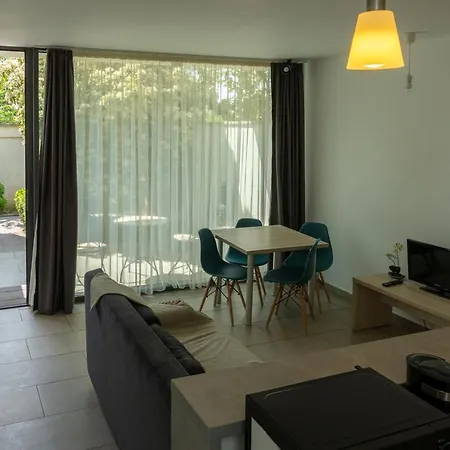 Aifen - Apartamente Pentru Toata Familia In Eforie Nord - Cu Gradina Proprie, La 2 Pasi De Plaja Lejlighed Eforie Nord