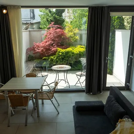 Aifen Apartment *