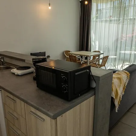 Aifen - Pentru Toata Familia In - Cu Gradina Proprie, La 2 Pasi De Plaja Apartment