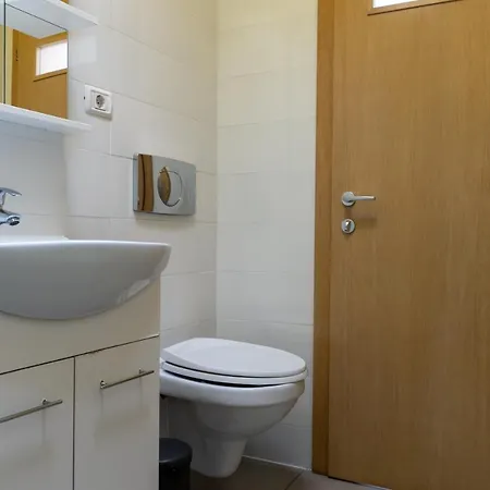 Lejlighed Aifen - Apartamente Pentru Toata Familia In Eforie Nord - Cu Gradina Proprie, La 2 Pasi De Plaja *