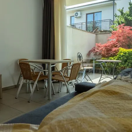 Lejlighed Aifen - Apartamente Pentru Toata Familia In Eforie Nord - Cu Gradina Proprie, La 2 Pasi De Plaja Eforie Nord