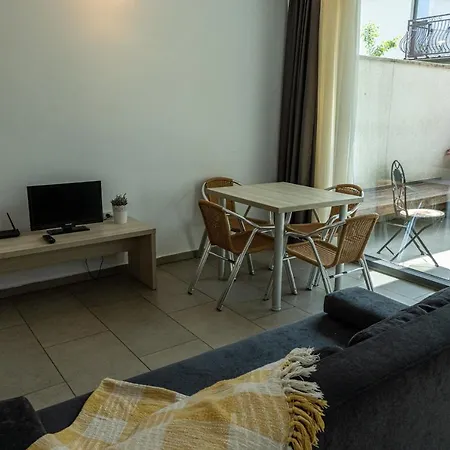 Aifen - Apartamente Pentru Toata Familia In Eforie Nord - Cu Gradina Proprie, La 2 Pasi De Plaja Lejlighed Eforie Nord